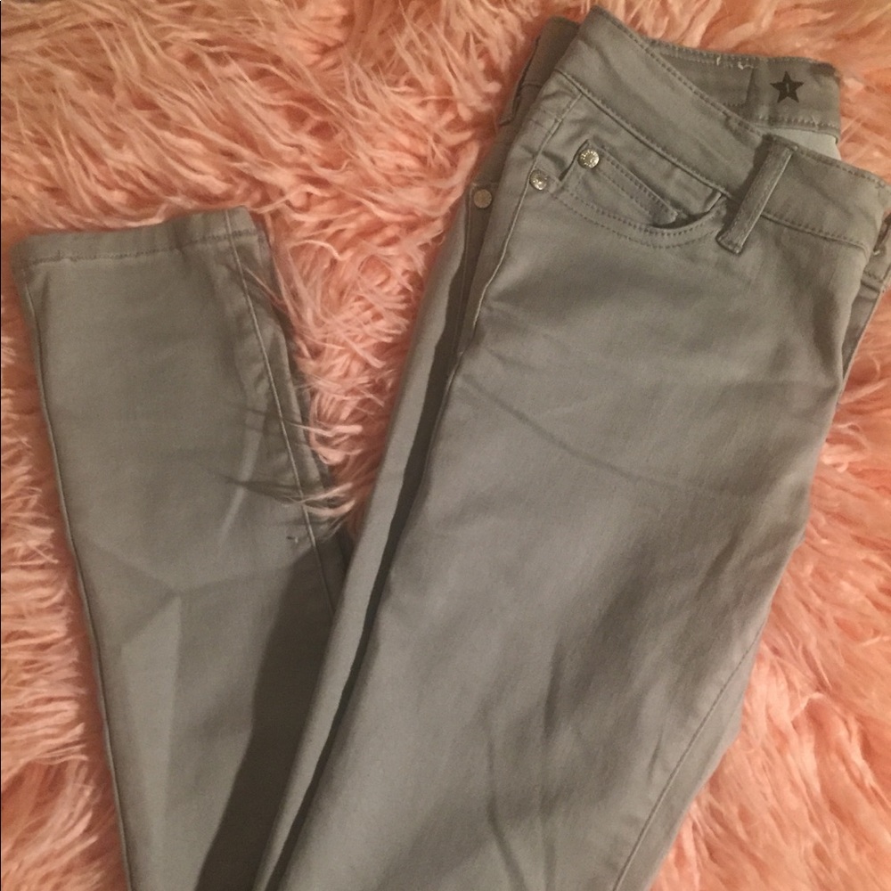 Grey Aeropostale skinny jeans
